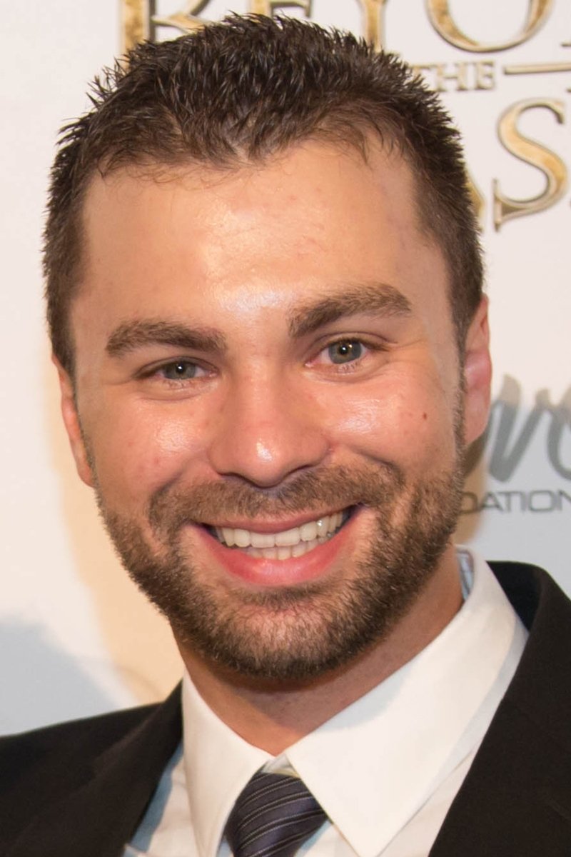 Aaron Burns backdrop