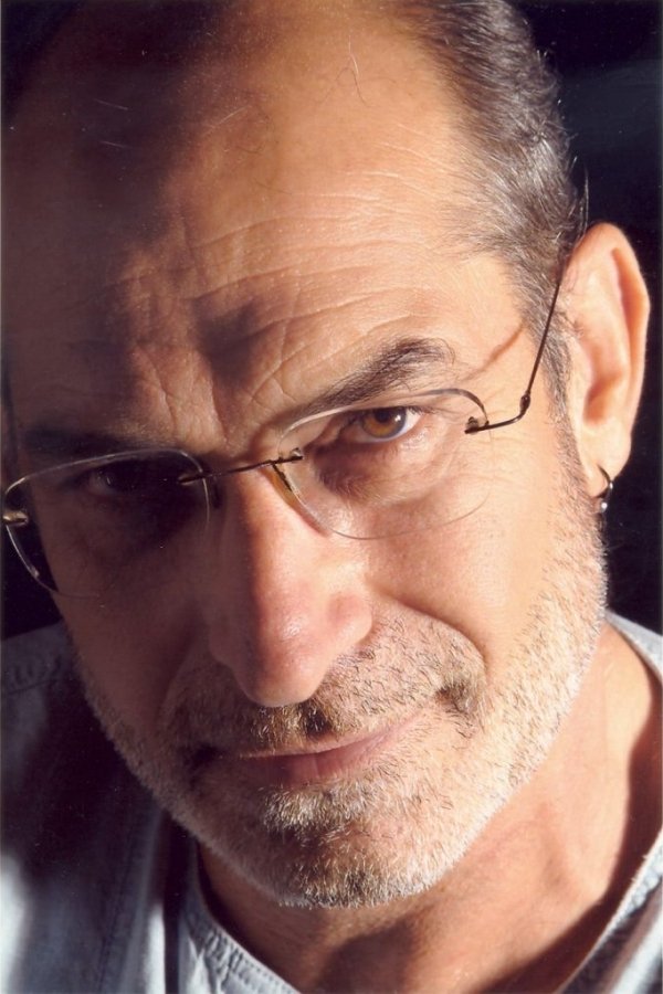 Dimitris Pantazis backdrop