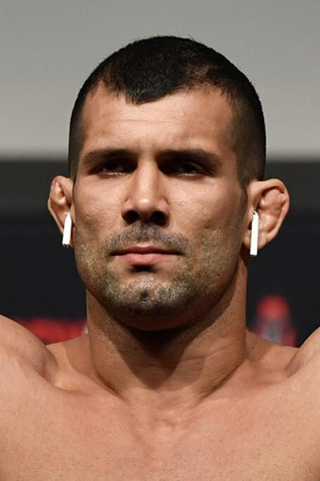 Rodolfo Vieira backdrop