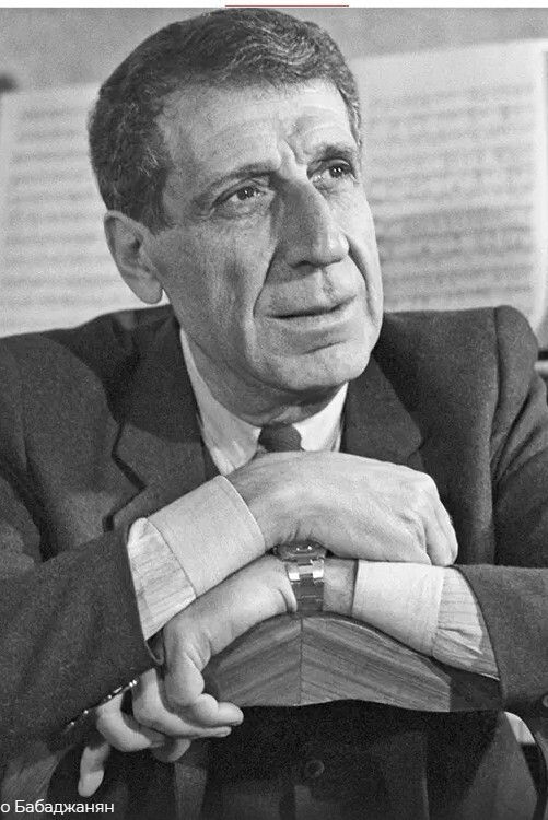 Arno Babadzhanyan backdrop