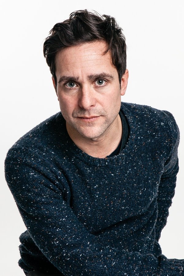 Alexander Pschill backdrop