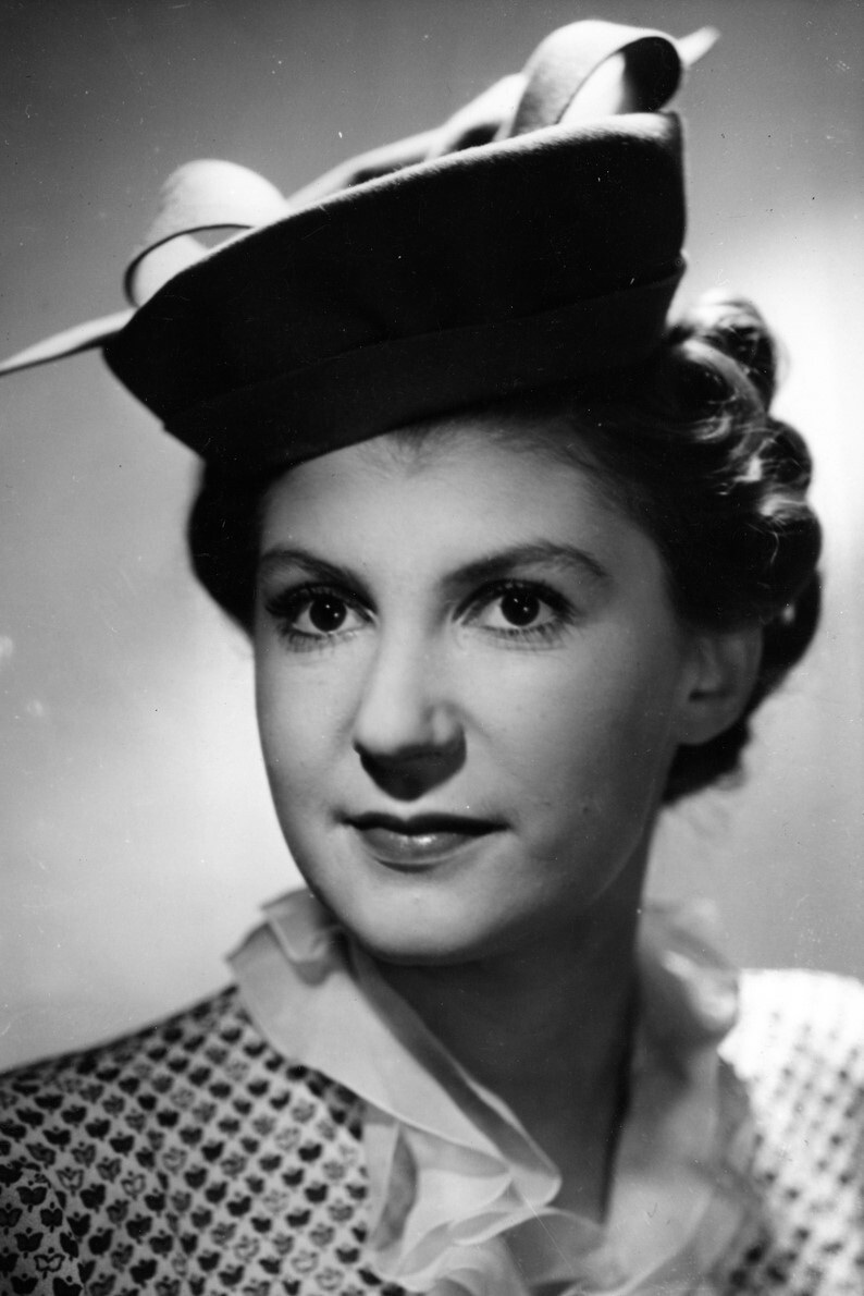 Dolly von Alfthan backdrop