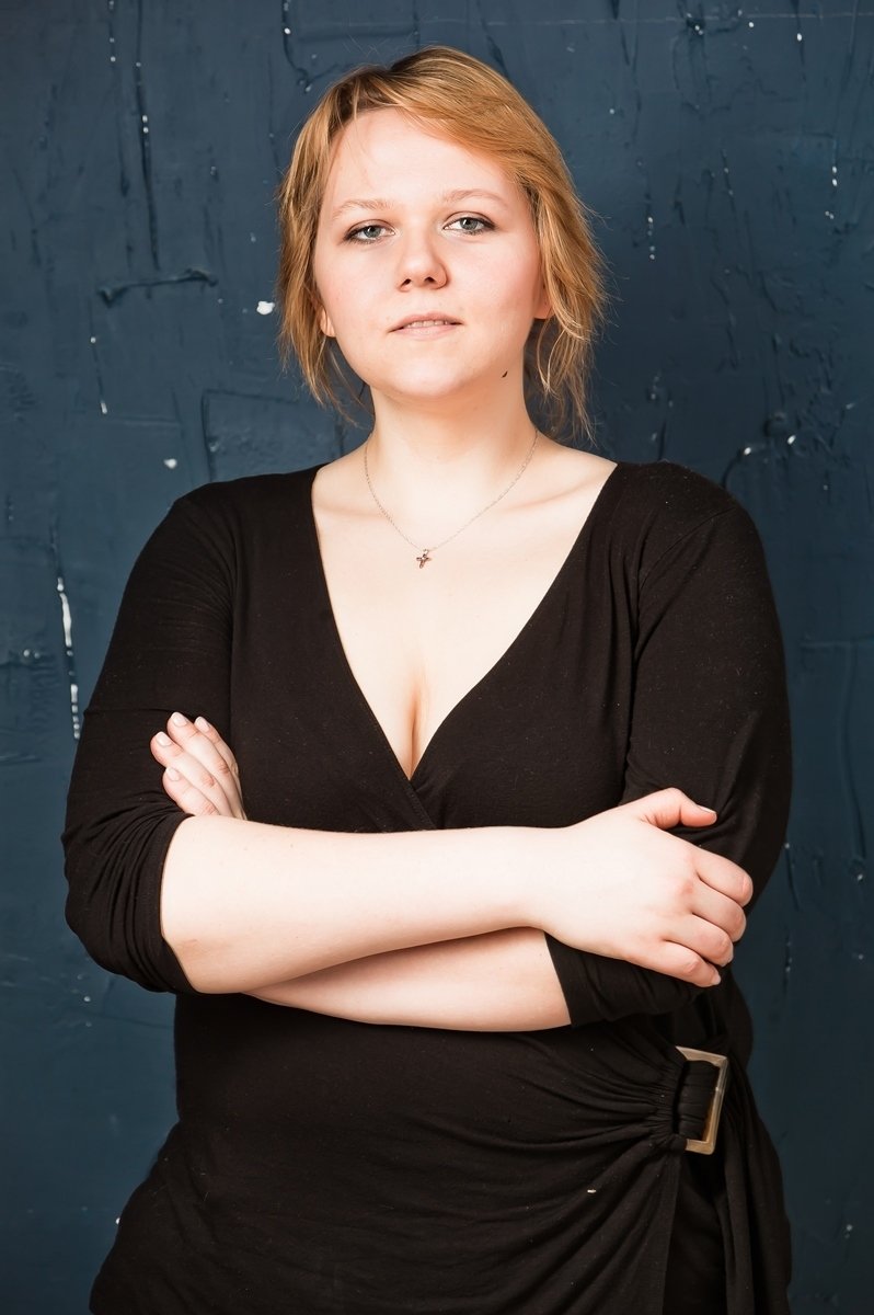 Olga Popova: Olga Popova backdrop