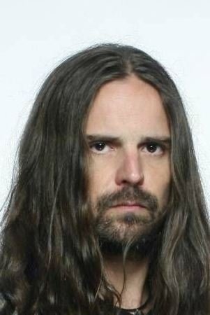 Andreas Kisser backdrop