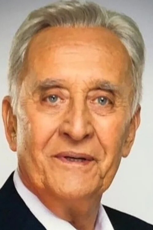 Patricio Castillo backdrop