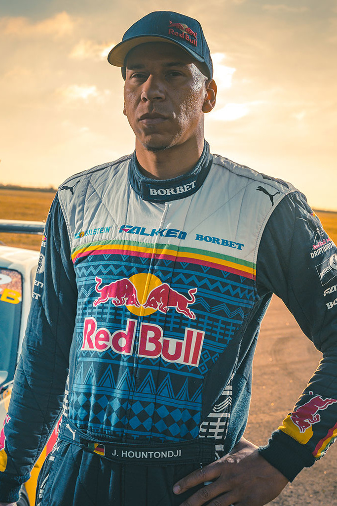 Joe Hountondji backdrop