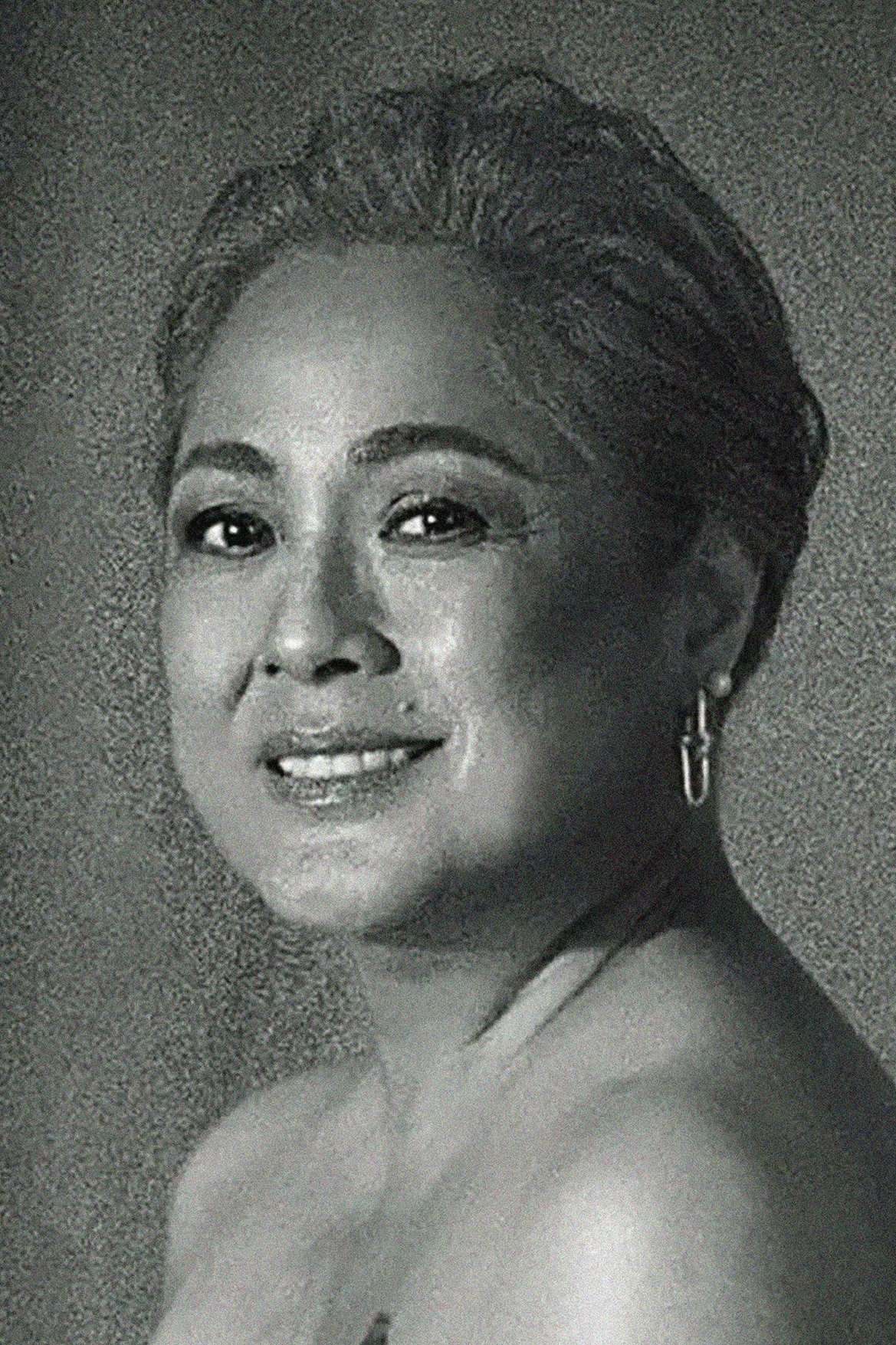 Gina Alajar backdrop