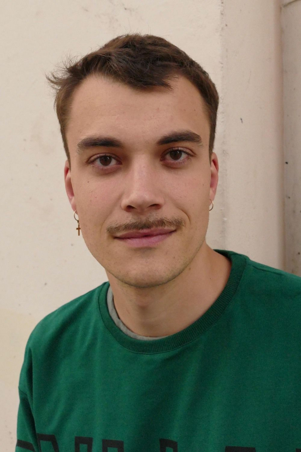 Antoine Héraly backdrop