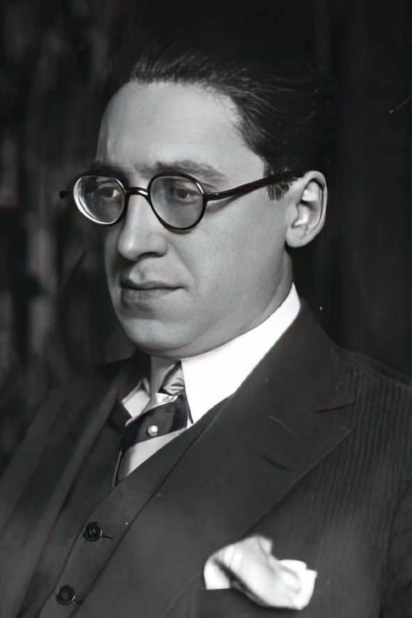 Maurice Lehmann backdrop