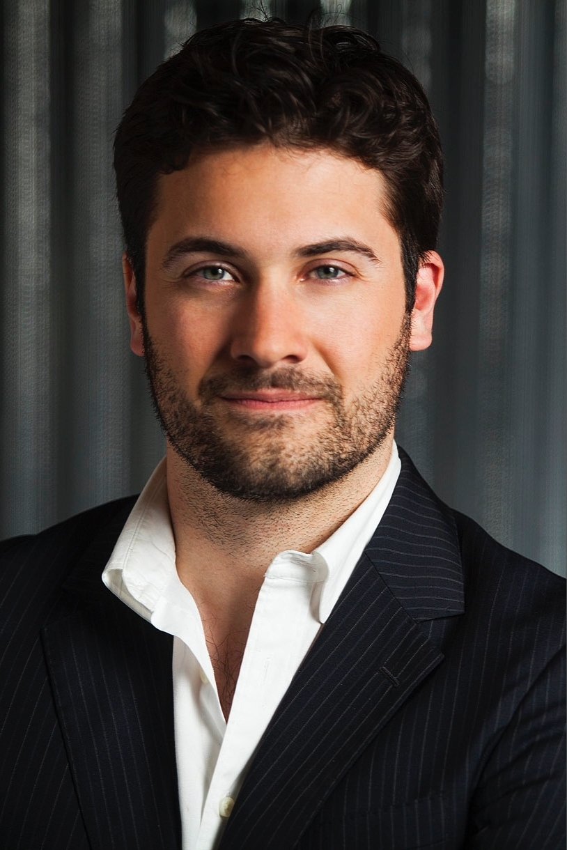 Stefan Kristi backdrop