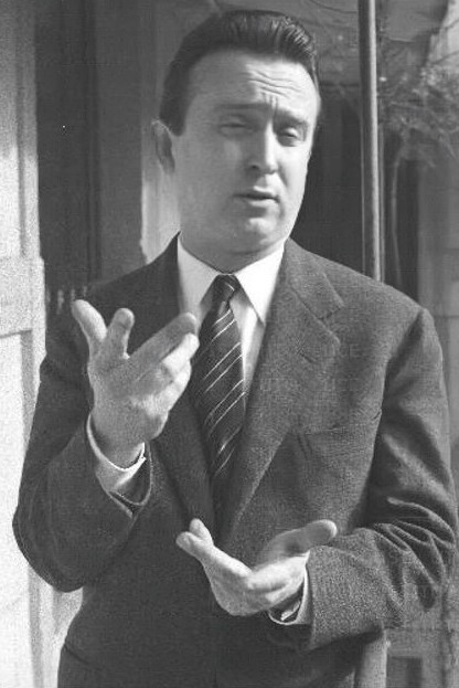 Paolo Heusch backdrop