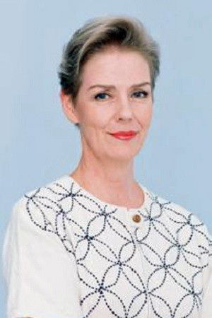 Edith Hanson backdrop