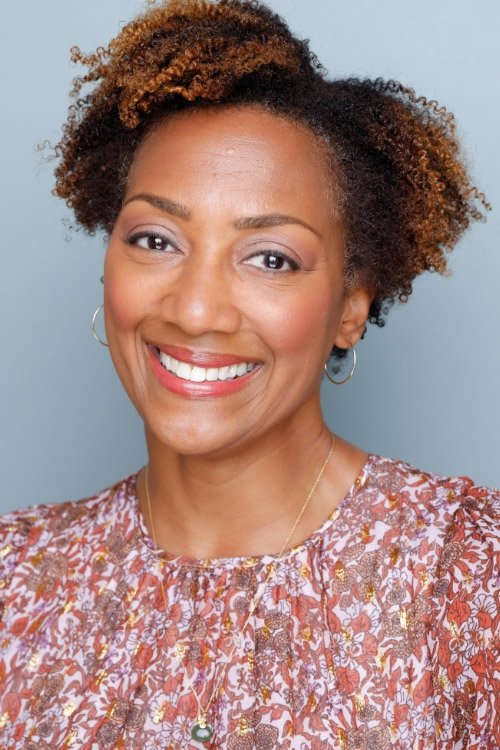 Tiwana Floyd backdrop