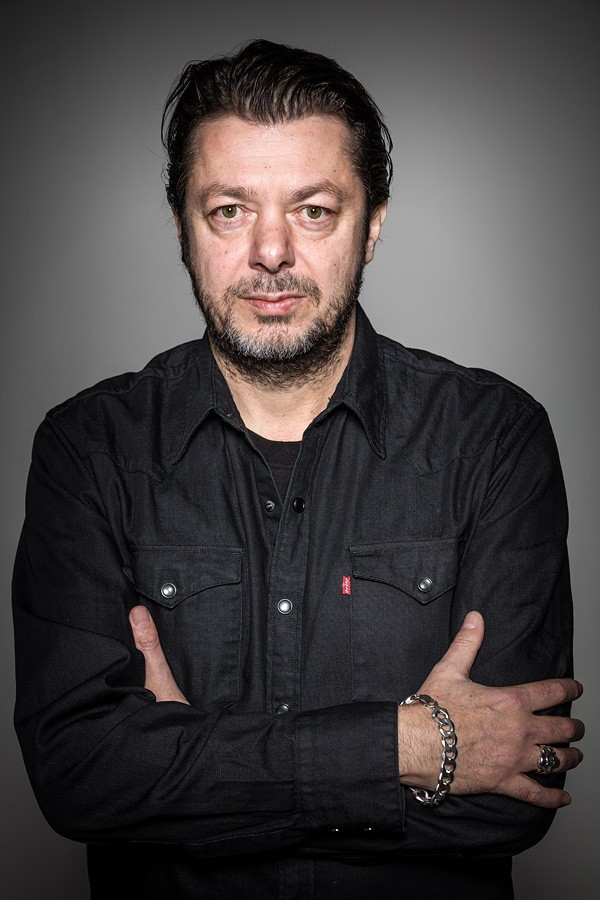 Thomas Arslan backdrop