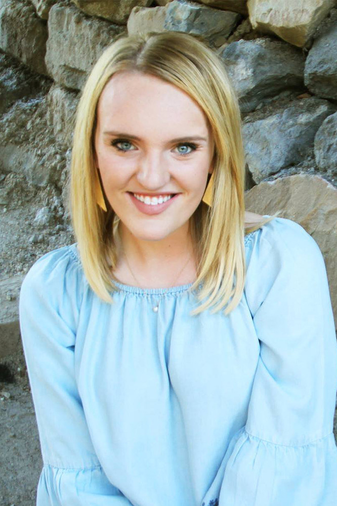 Ashlyn Harris backdrop