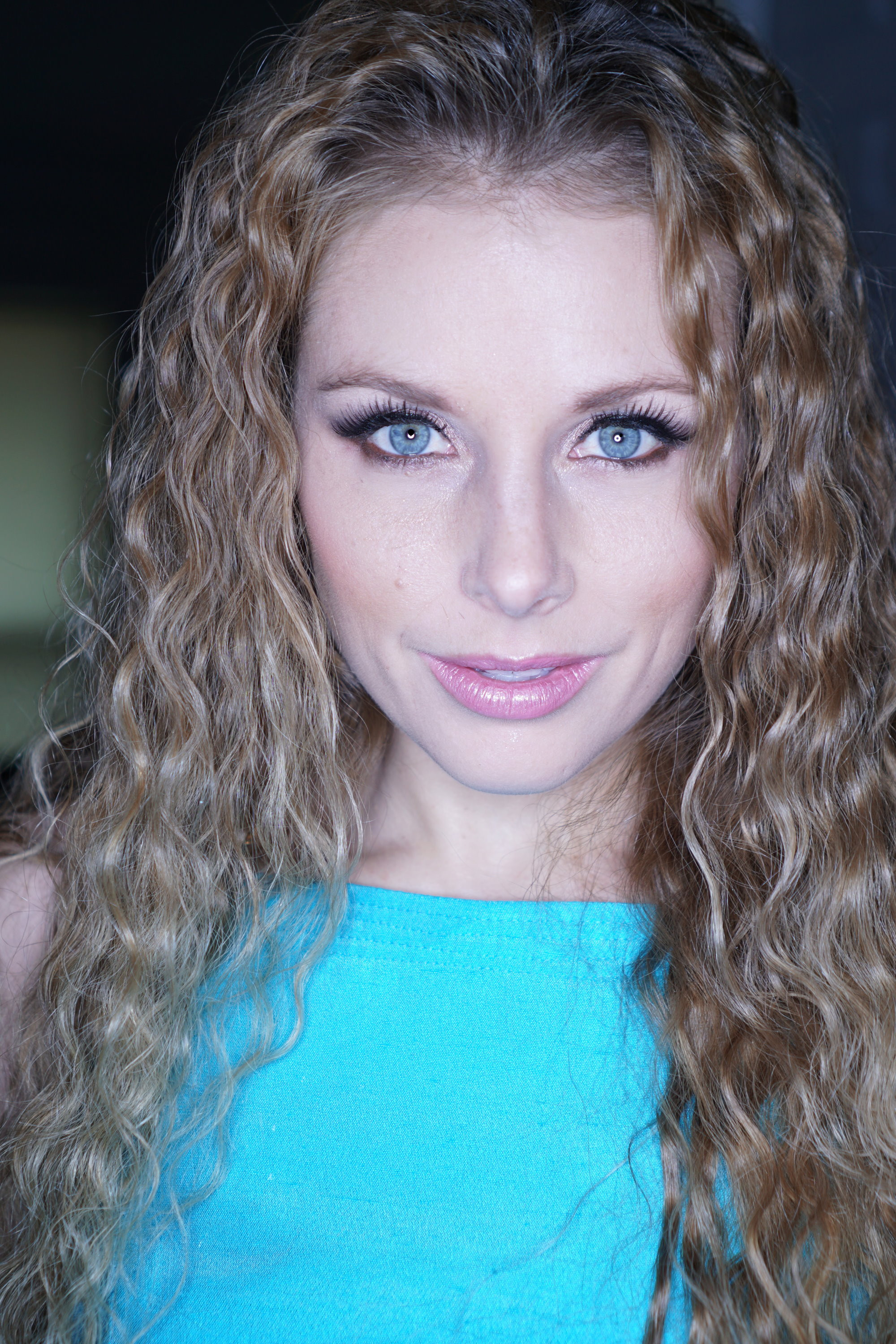 Mercedes Peterson backdrop