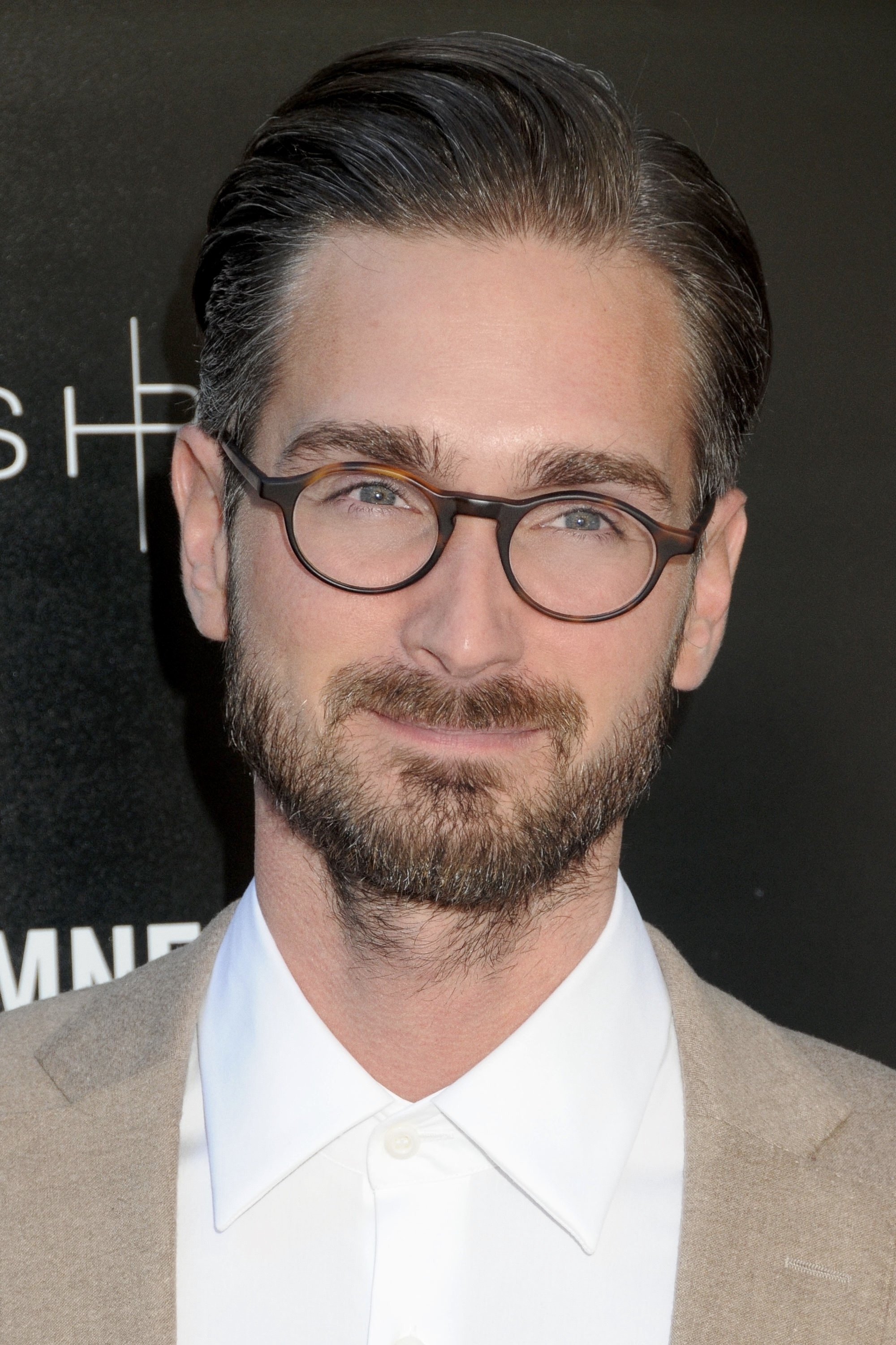 Christopher Renz backdrop