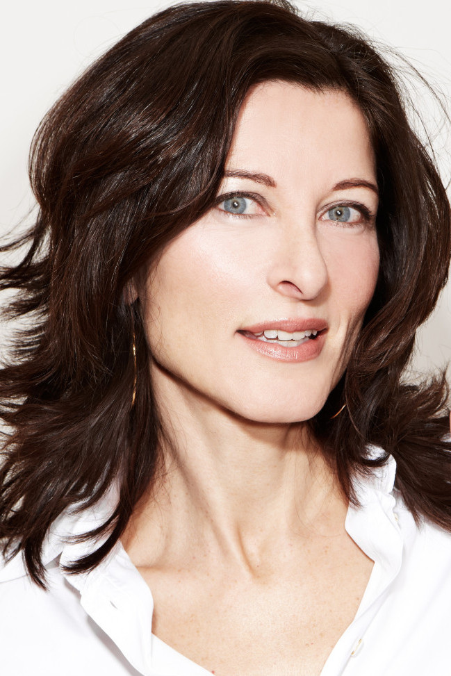 Lydia Capolicchio backdrop