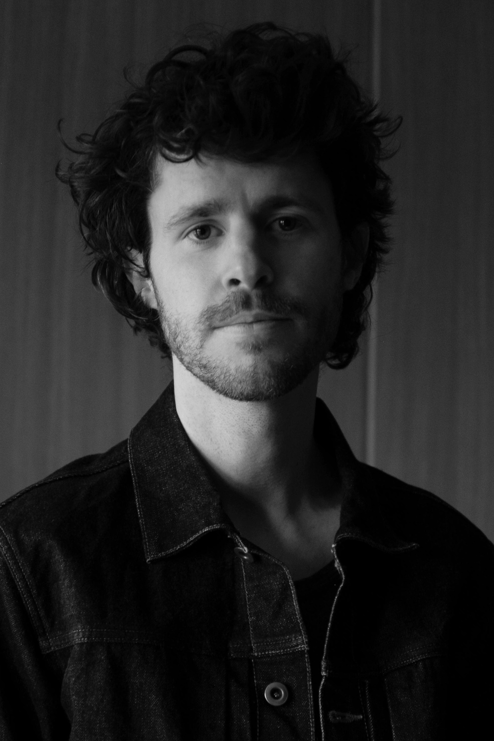 Justin Black backdrop