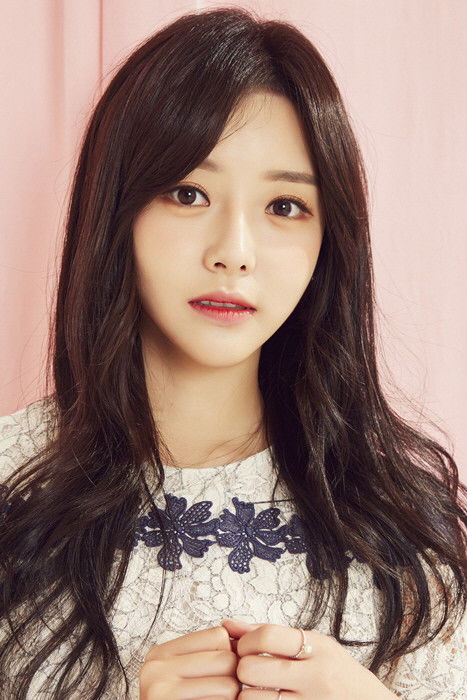 Chun Yi-seul backdrop