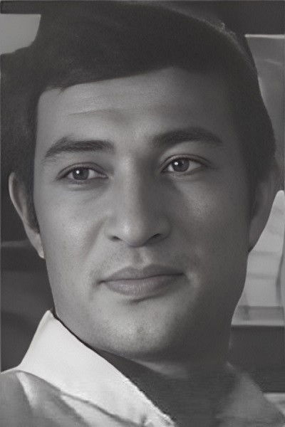 Maksud Mansurov backdrop