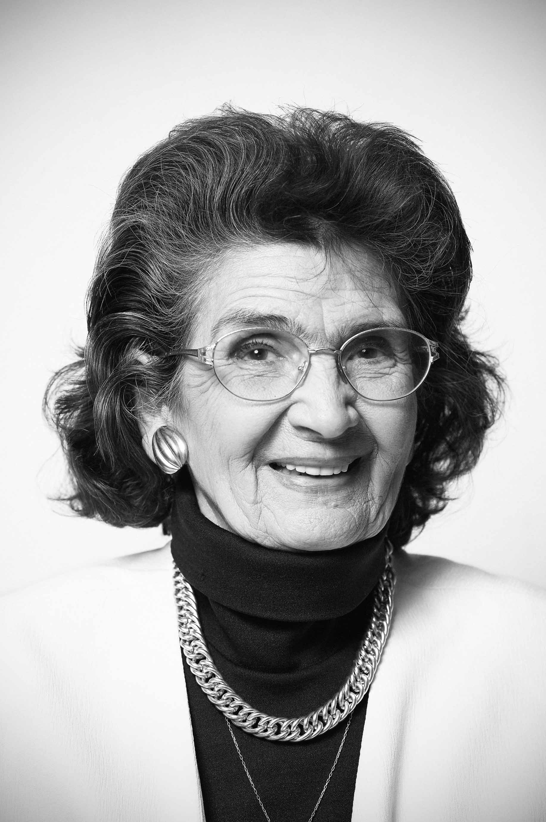 Ileana Iordache backdrop