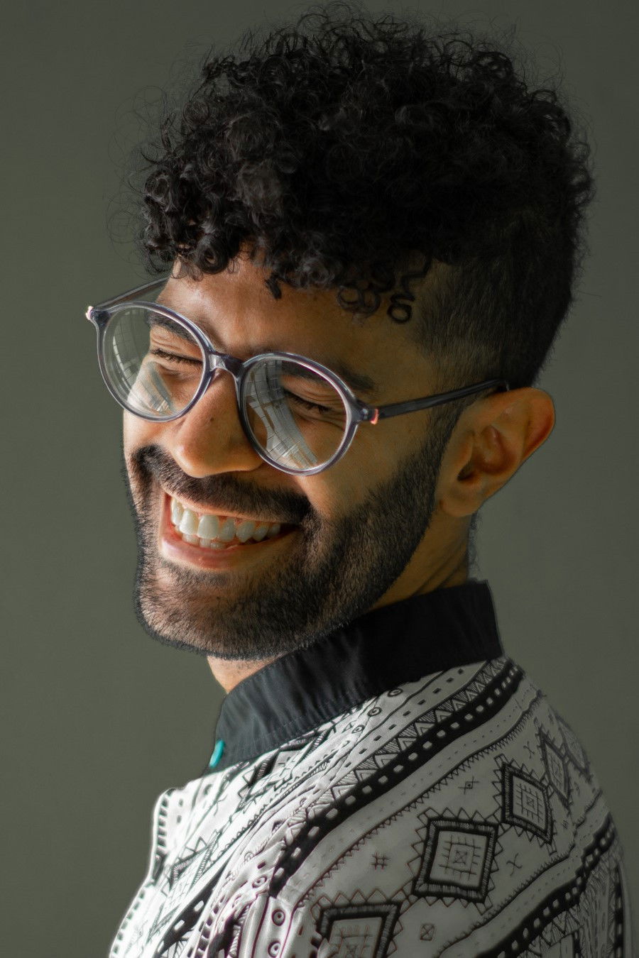 Deuilton B. Júnior backdrop