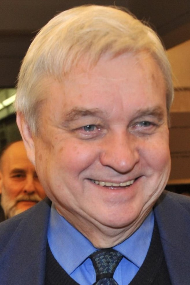 Aleksandr Stefanovich backdrop