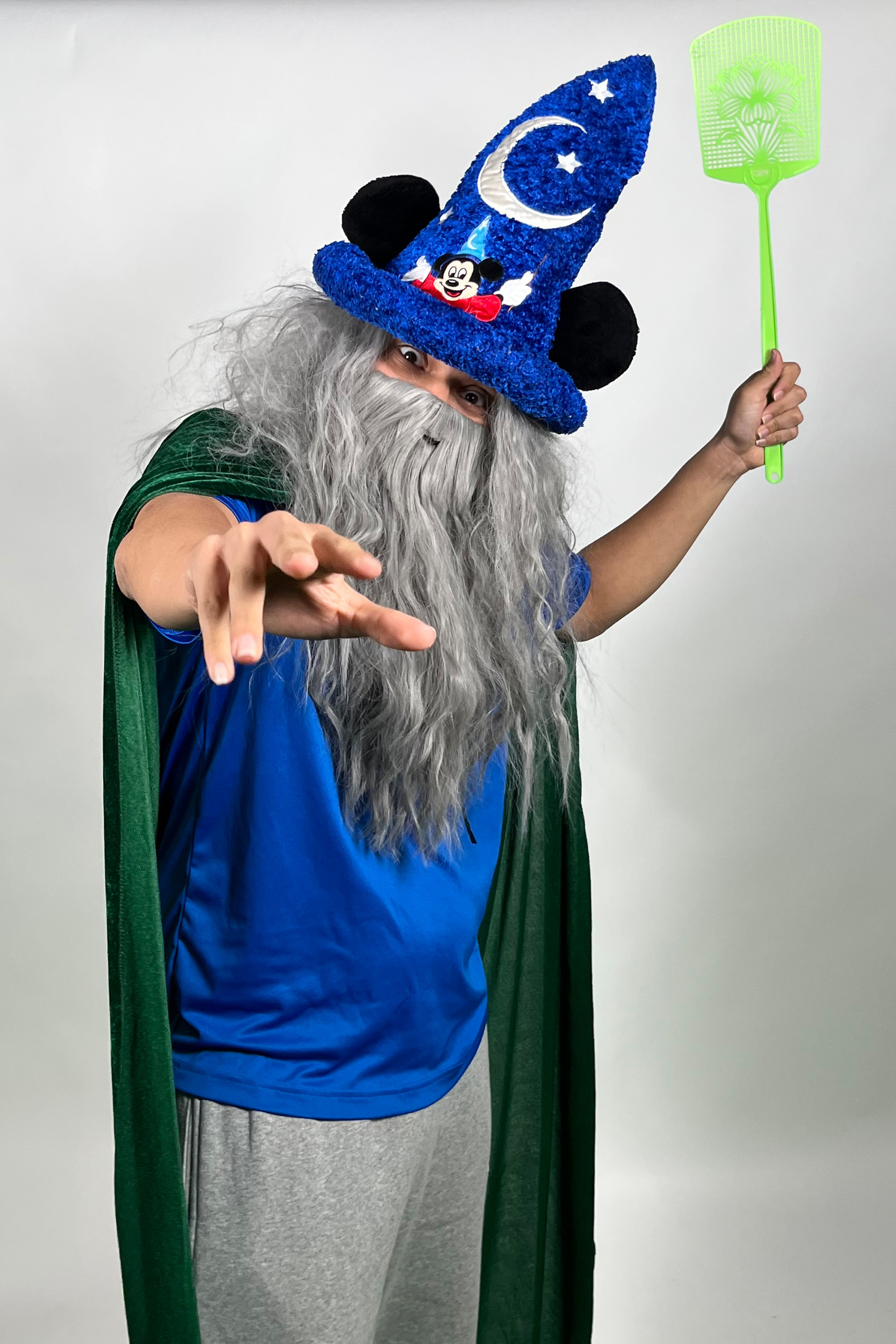 Andrew Arias backdrop