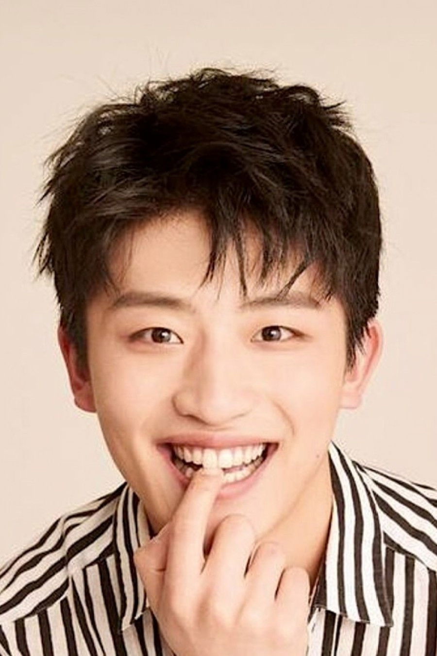 Wu Xingjian backdrop