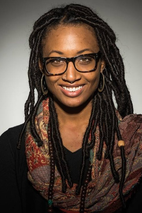 Sophia Nahli Allison backdrop