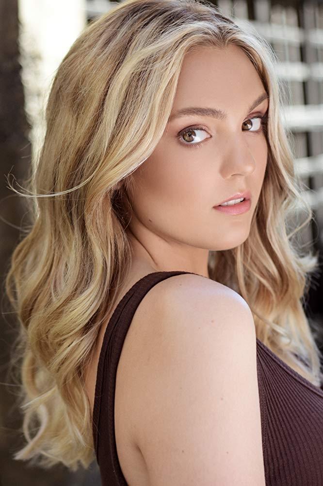 Samantha Schimmer backdrop