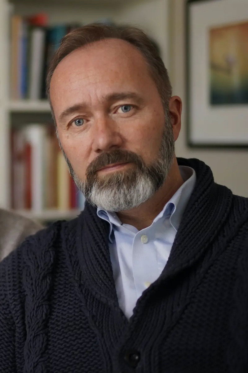 Trond Giske backdrop