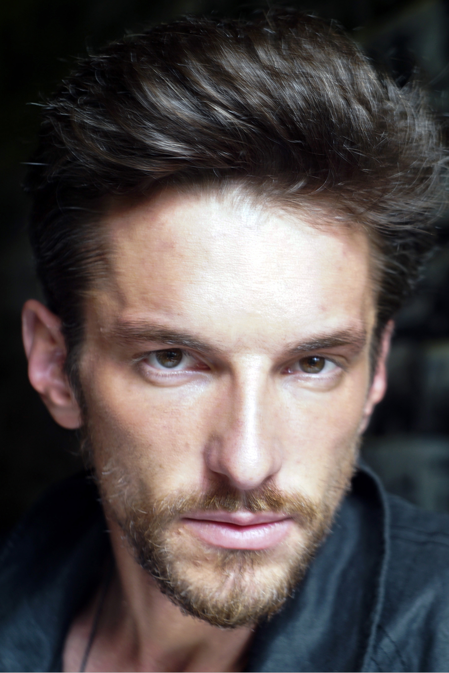 Jan Philipp Weyl backdrop