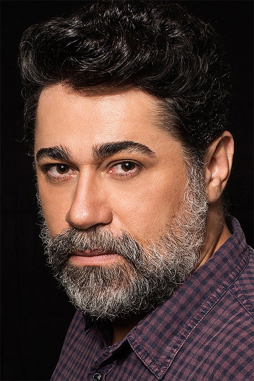 Arilson Lopes backdrop