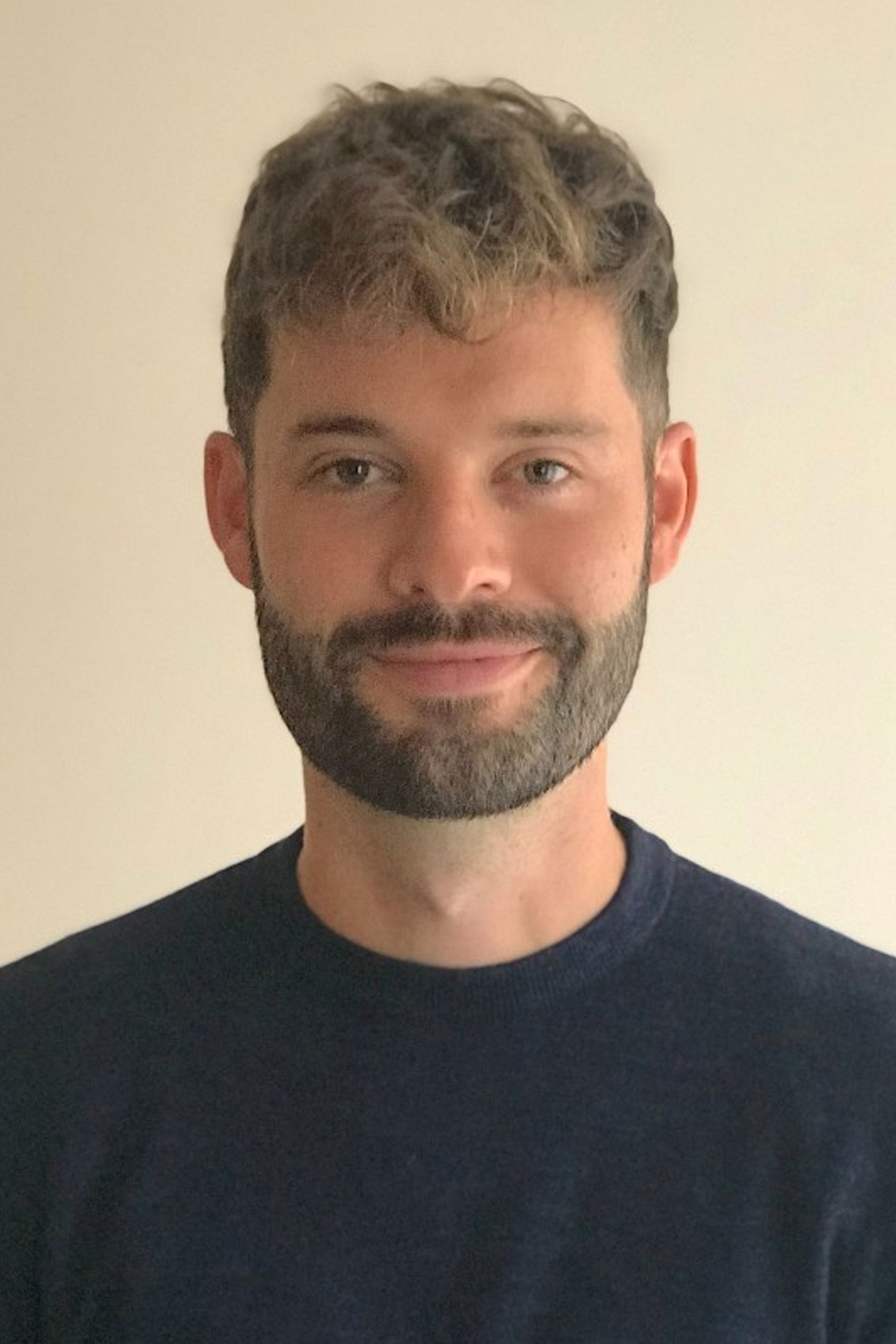 Gastón Calivari backdrop