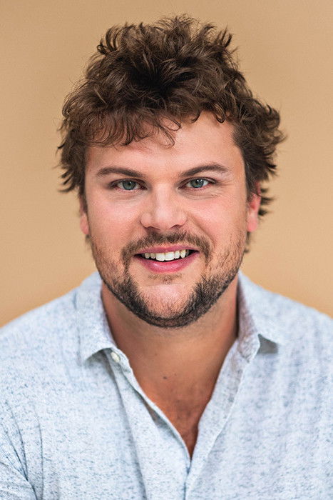 Derrick Frenette backdrop