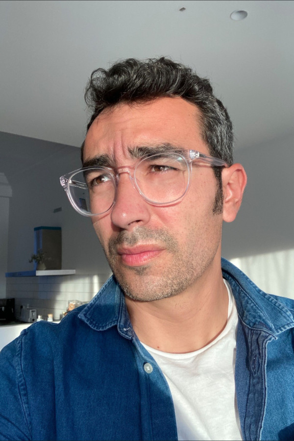 Antoni Sendra backdrop