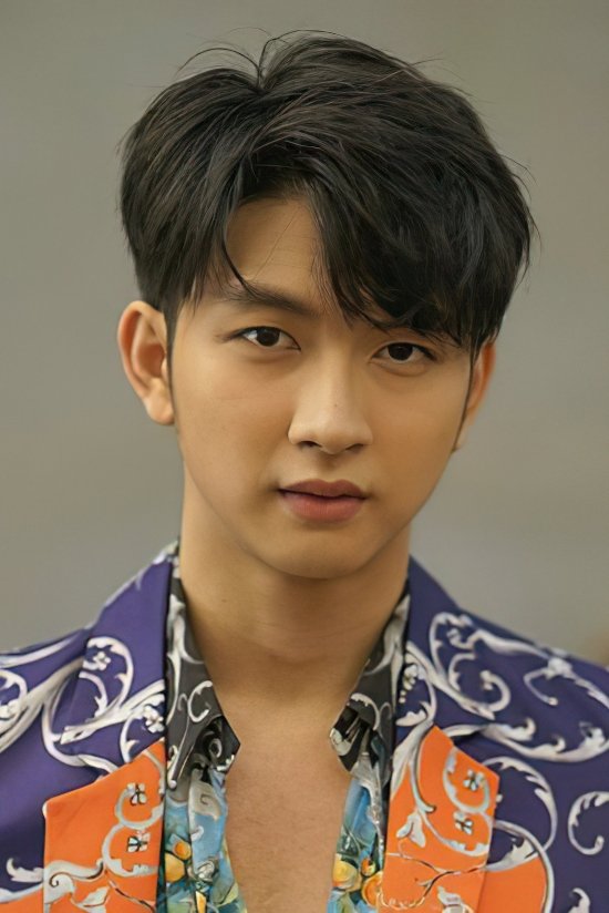 Napat Srinakluan backdrop