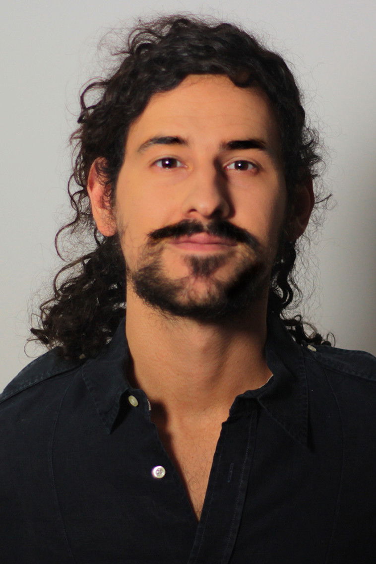 João Dall'Stella backdrop