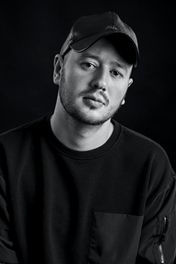 Manuel Del Valle backdrop