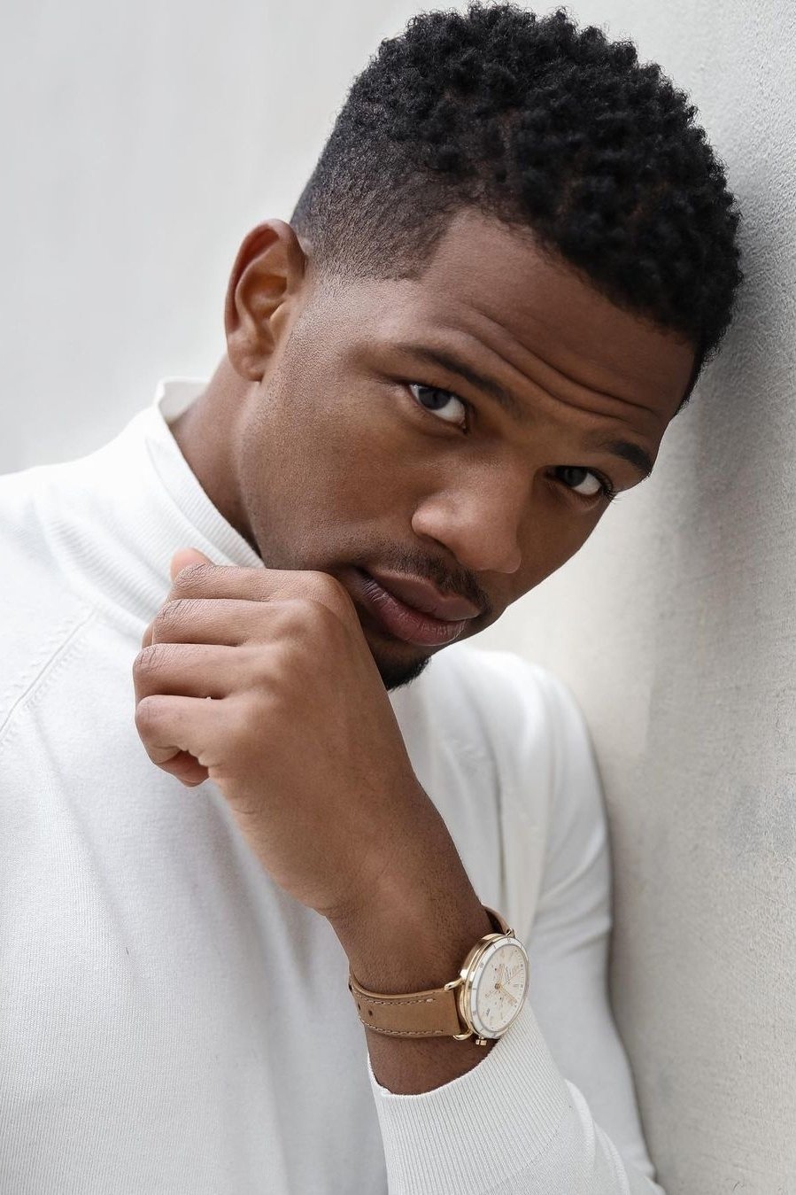 Daniel Bellomy backdrop