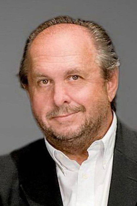 Panos Skouroliakos backdrop