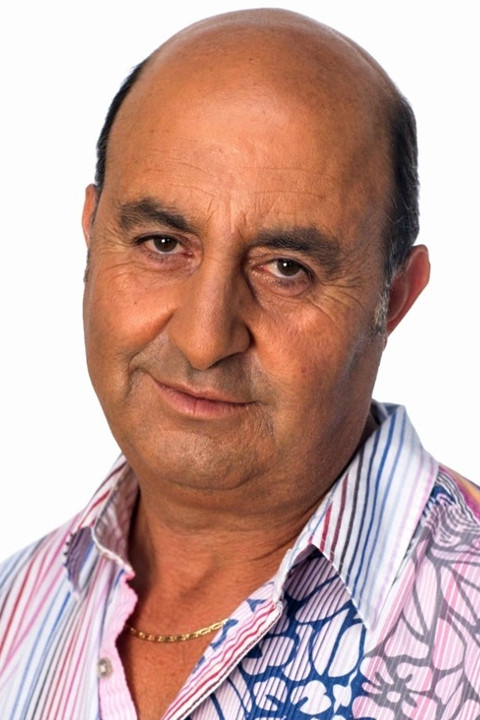 Richard Taxy backdrop