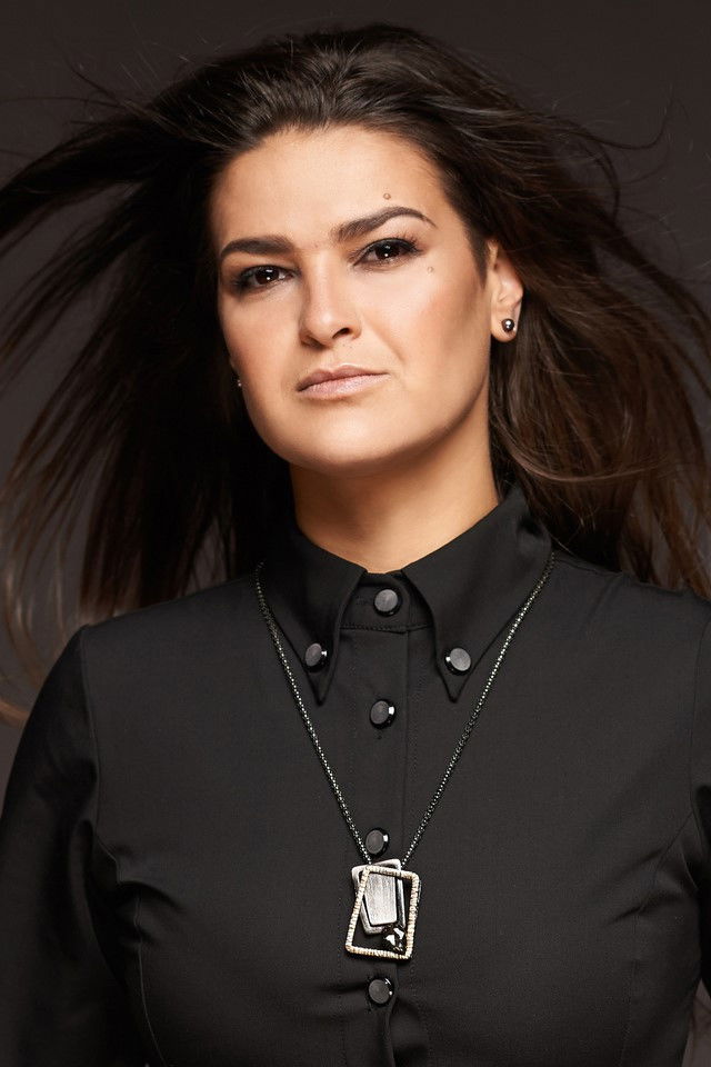 Viktoriya Raidos backdrop