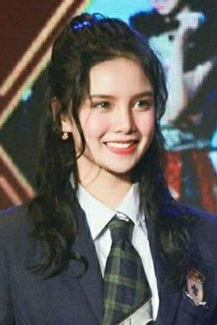 Abby Trinidad backdrop