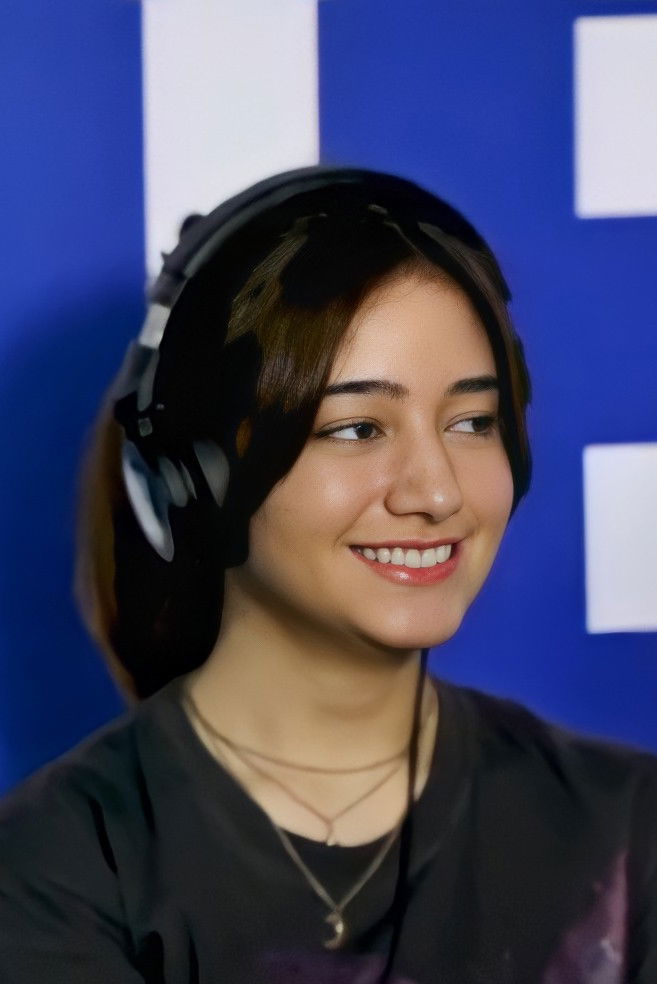 Dannia Salsabila backdrop