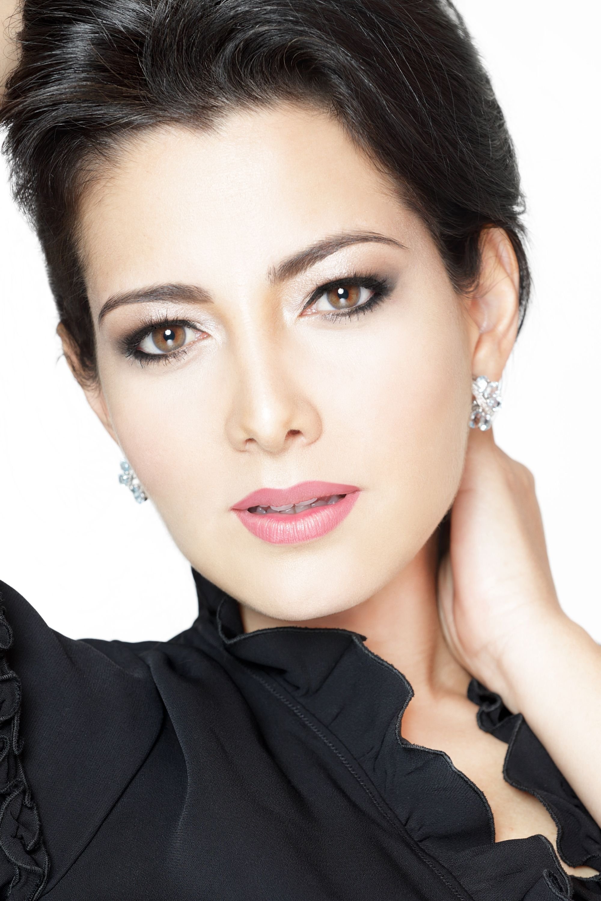 Gina Faarup Cochez backdrop