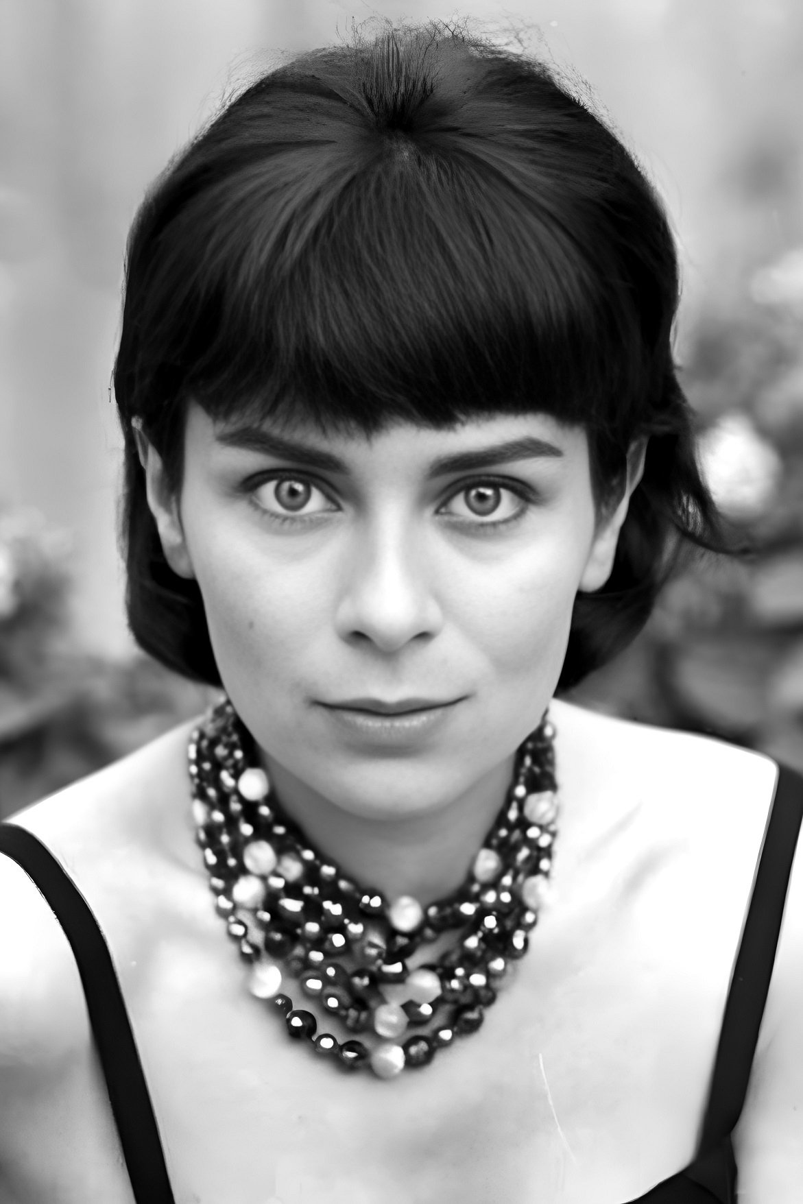 Juliette Mayniel backdrop