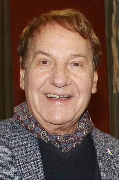 Kostas Venetsanos backdrop